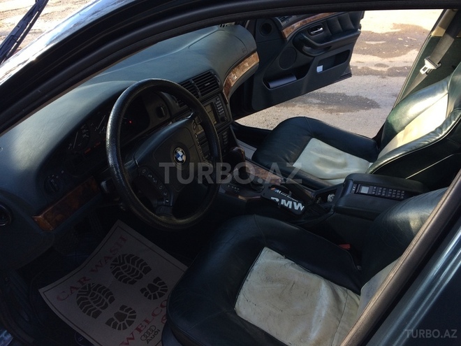 BMW 528 1998, 240,600 km - 2.8 л - Mingəçevir