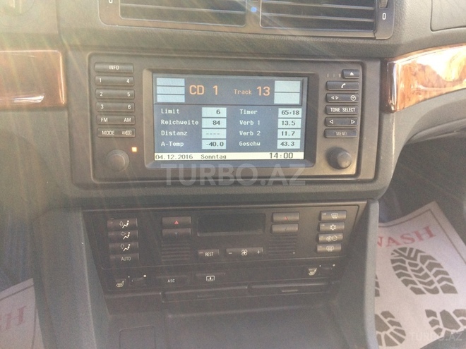 BMW 528 1998, 240,600 km - 2.8 л - Mingəçevir