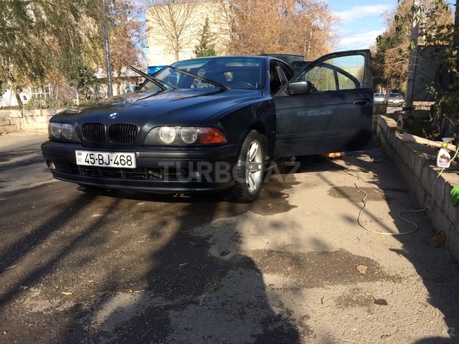 BMW 528 1998, 240,600 km - 2.8 л - Mingəçevir