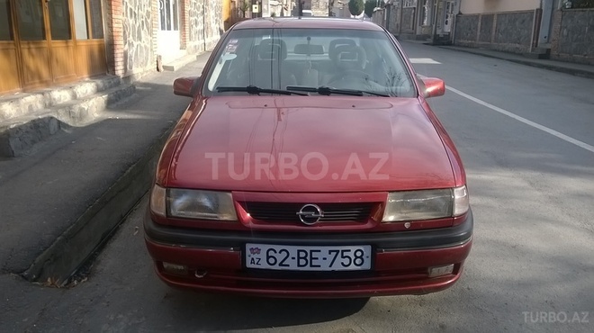 Opel Vectra 1994, 419,070 km - 1.8 л - Qax