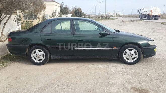 Opel Omega 1997, 220,000 km - 2.0 l - Qobustan