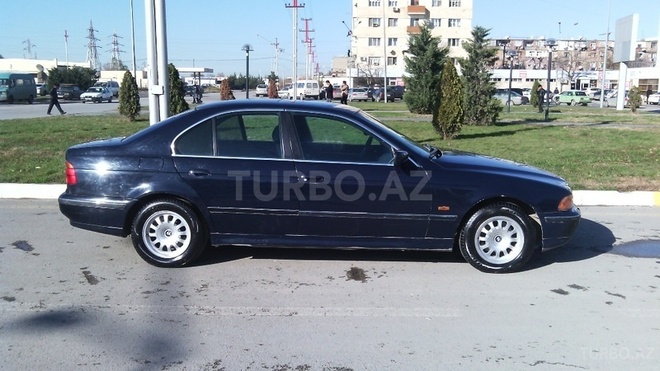 BMW 523 1997, 360,000 km - 2.5 l - Sumqayıt
