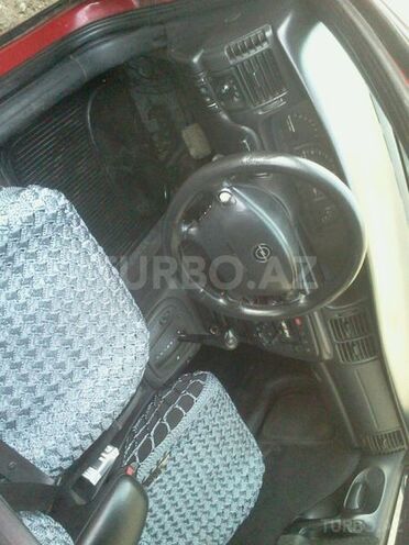 Opel Vectra 1998, 317,000 km - 1.6 l - Bakı