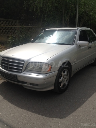 Mercedes C 240 2000, 248,300 km - 2.6 l - Bakı