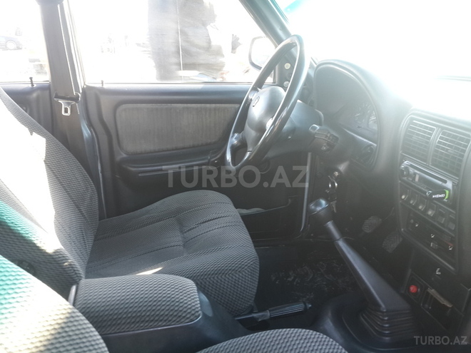 GAZ 3110 2003, 33,333 km - 2.4 l - Sumqayıt