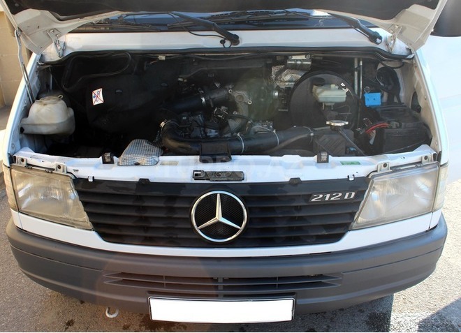 Mercedes Sprinter 212 1997, 405,000 km - 2.9 l - Bakı