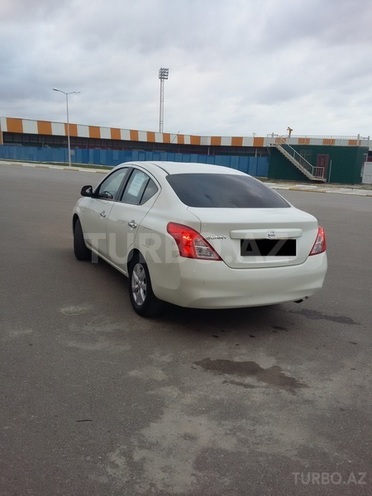 Nissan Sunny 2013, 117,000 km - 1.5 л - Bakı