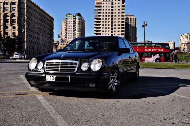Mercedes E 240 1998, 284,500 km - 2.4 l - Bakı