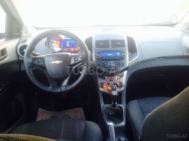 Chevrolet Aveo 2011, 140,000 km - 1.4 л - Şirvan
