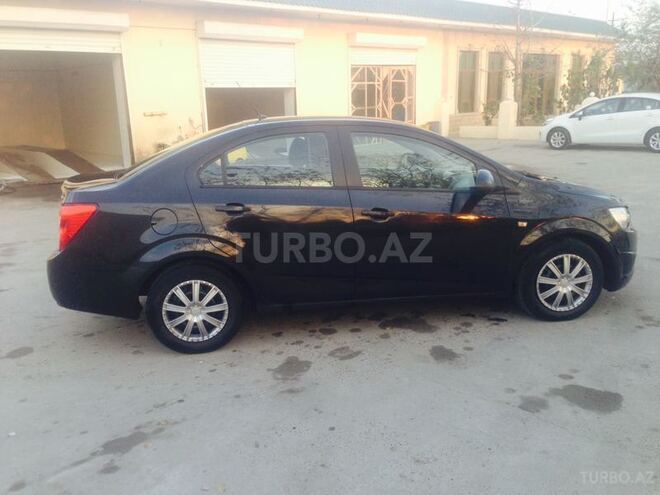 Chevrolet Aveo 2011, 140,000 km - 1.4 л - Şirvan