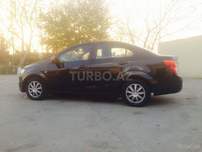 Chevrolet Aveo 2011, 140,000 km - 1.4 л - Şirvan