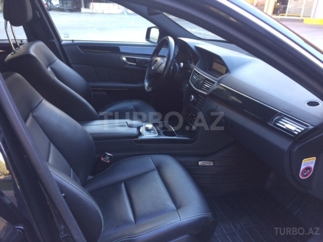 Mercedes E 350 2010, 96,500 km - 3.5 l - Bakı