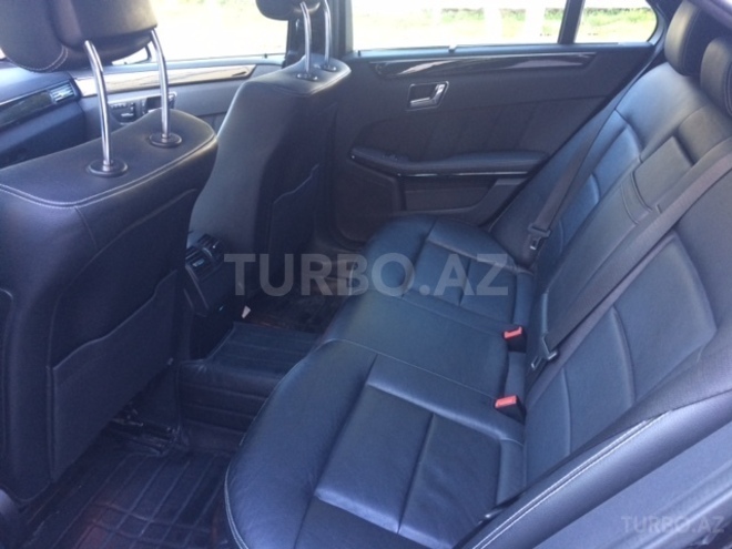 Mercedes E 350 2010, 96,500 km - 3.5 l - Bakı