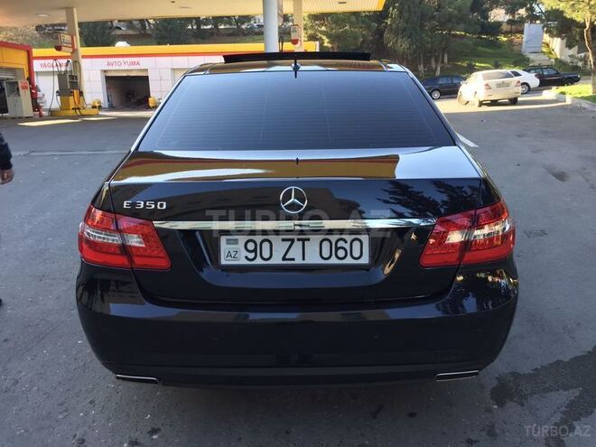 Mercedes E 350 2010, 96,500 km - 3.5 l - Bakı