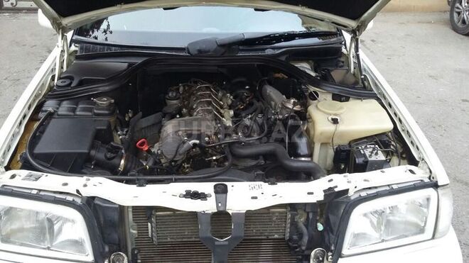 Mercedes C 220 1998, 316,629 km - 2.2 l - Bakı