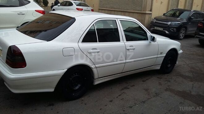 Mercedes C 220 1998, 316,629 km - 2.2 l - Bakı