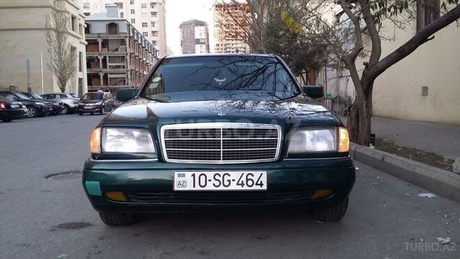 Mercedes C 220 1995, 285,000 km - 2.2 л - Bakı