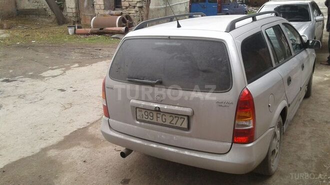 Opel Astra 2001, 240,000 km - 1.6 l - Bakı