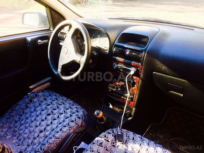Opel Astra 2001, 240,000 km - 1.6 l - Bakı