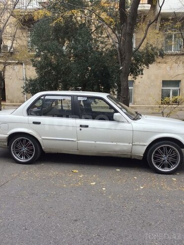 BMW 316 1990, 289,000 km - 1.6 l - Bakı