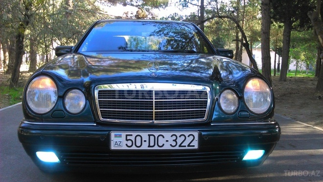 Mercedes E 240 1997, 225,000 km - 2.4 l - Sumqayıt