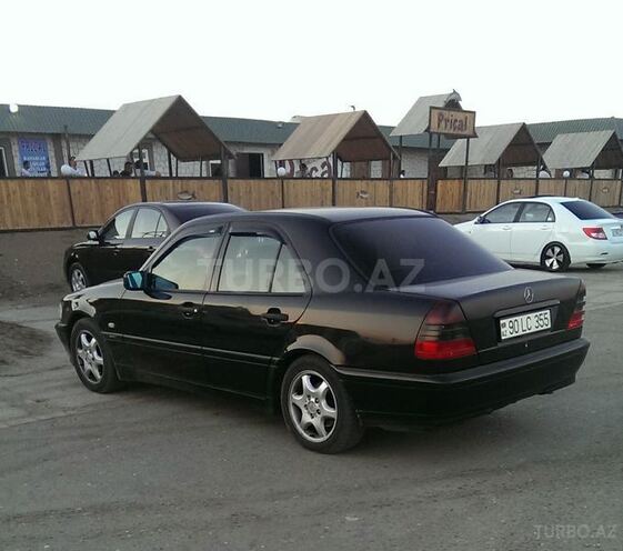 Mercedes C 240 1997, 270,000 km - 2.4 л - Sumqayıt