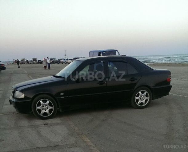 Mercedes C 240 1997, 270,000 km - 2.4 л - Sumqayıt