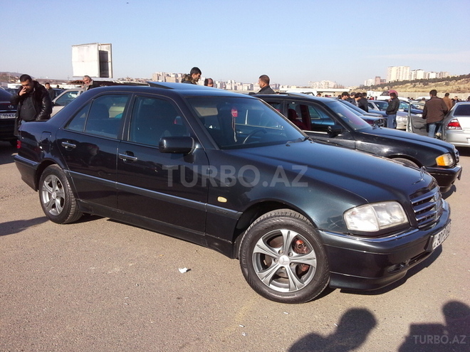Mercedes C 240 1999, 250,000 km - 2.4 l - Bakı