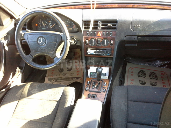 Mercedes C 240 1999, 250,000 km - 2.4 l - Bakı