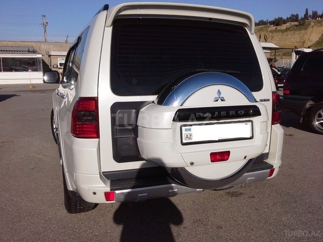 Mitsubishi Pajero 2014, 40,000 km - 3.8 l - Bakı