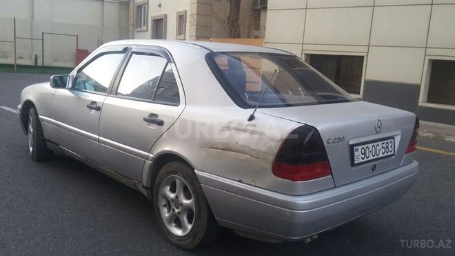 Mercedes C 220 1994, 320,000 km - 2.2 l - Bakı