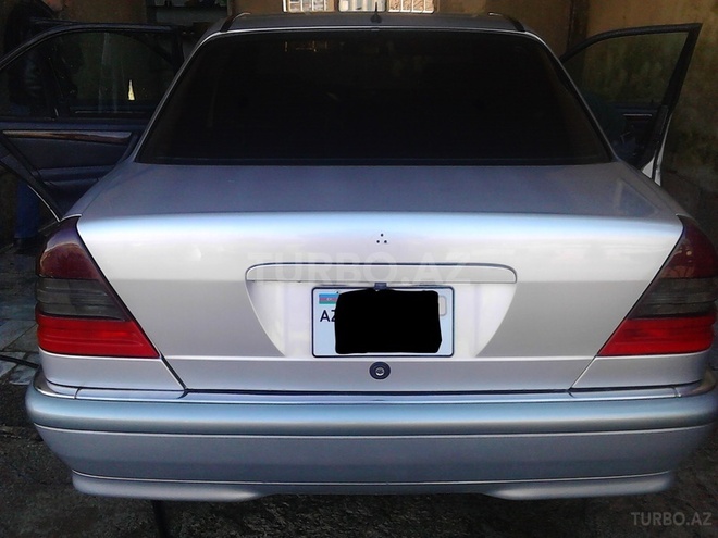 Mercedes C 230 1999, 189,000 km - 2.3 l - Zaqatala
