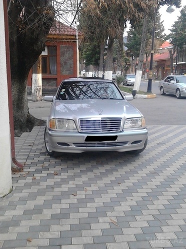 Mercedes C 230 1999, 189,000 km - 2.3 l - Zaqatala