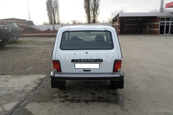 LADA (VAZ) Niva 2012, 76,000 km - 1.7 l - Xudat