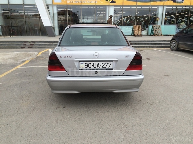 Mercedes C 240 1997, 239,000 km - 2.4 л - Bakı