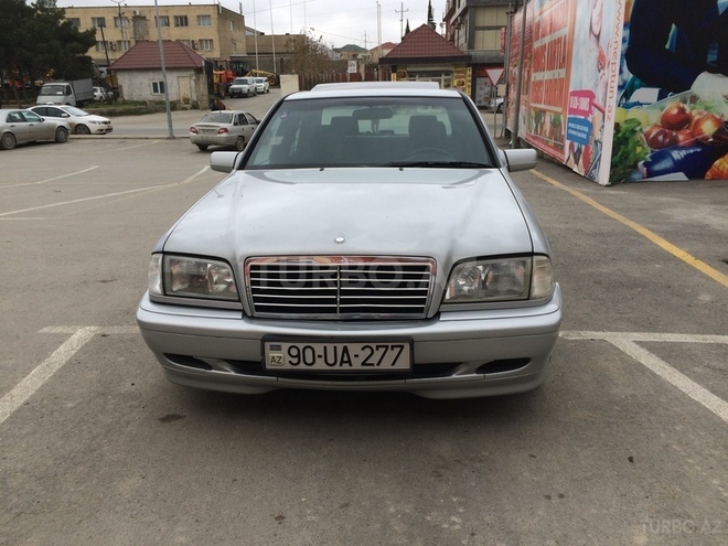 Mercedes C 240 1997, 239,000 km - 2.4 л - Bakı