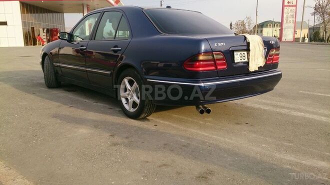 Mercedes E 270 2000, 200,000 km - 2.7 l - Mingəçevir