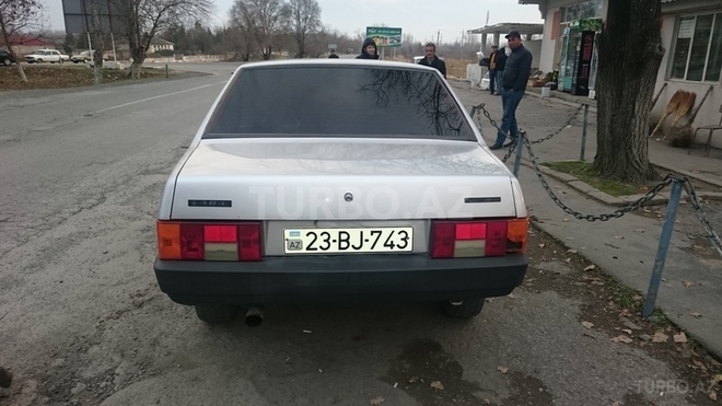 LADA (VAZ) 21099 2002, 200,000 km - 1.6 l - Qax