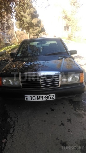 Mercedes 190 1991, 236,000 km - 2.0 l - Bakı