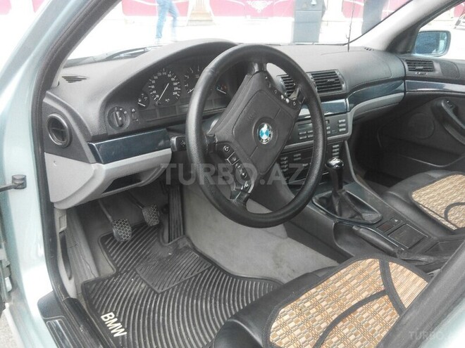 BMW 523 1997, 470,000 km - 2.5 l - Bakı