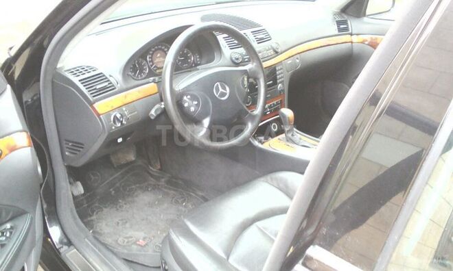 Mercedes E 220 2006, 279,000 km - 2.2 l - Bakı