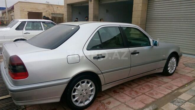 Mercedes C 200 1998, 200,000 km - 2.0 l - Sumqayıt