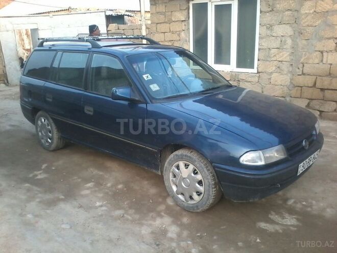 Opel Astra 1993, 244,700 km - 1.6 l - Sumqayıt