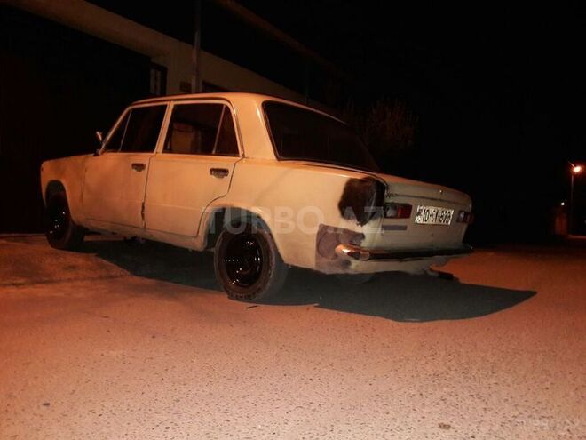 LADA (VAZ) 21011 1979, 200,000 km - 1.3 л - Sumqayıt