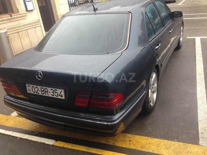 Mercedes C 240 2000, 228,000 km - 2.4 л - Bakı
