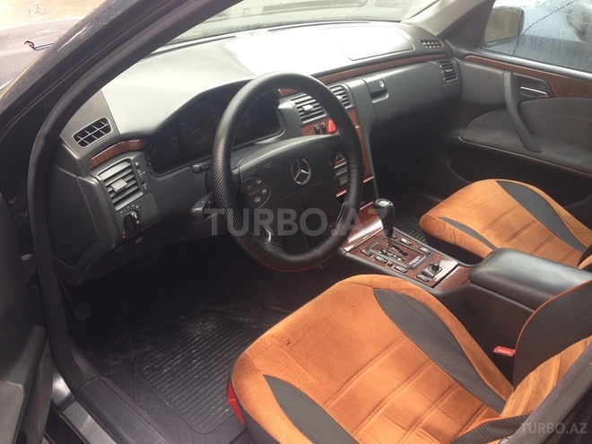 Mercedes C 240 2000, 228,000 km - 2.4 л - Bakı
