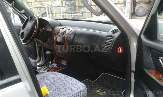 Hyundai Terracan 2002, 241,000 km - 2.9 l - Bakı