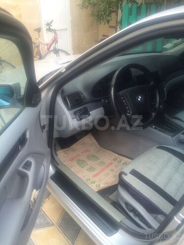 BMW  2004, 186,000 km - 2.5 l - Bakı