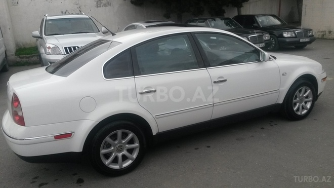 Volkswagen Passat 2003, 150,000 km - 1.8 l - Bakı