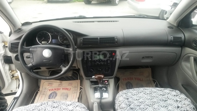 Volkswagen Passat 2003, 150,000 km - 1.8 l - Bakı